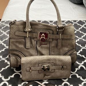 Guess purse with wallet